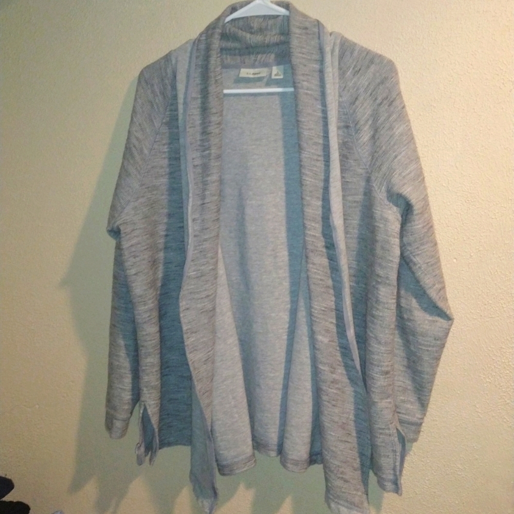 L.L.  Bean 100% Cotton Gray Textured Cardigan Womans Large Classic